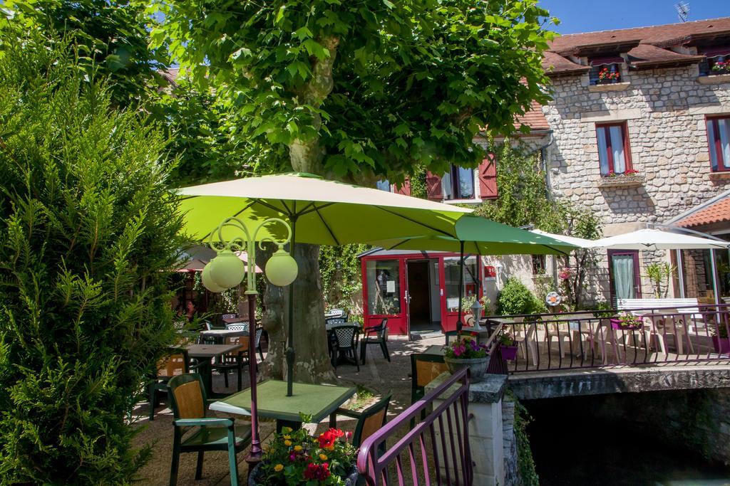 Logis Hotels - Auberge De L'Ile - Hotel 3 Etoiles Et Restaurant Creysse  Buitenkant foto